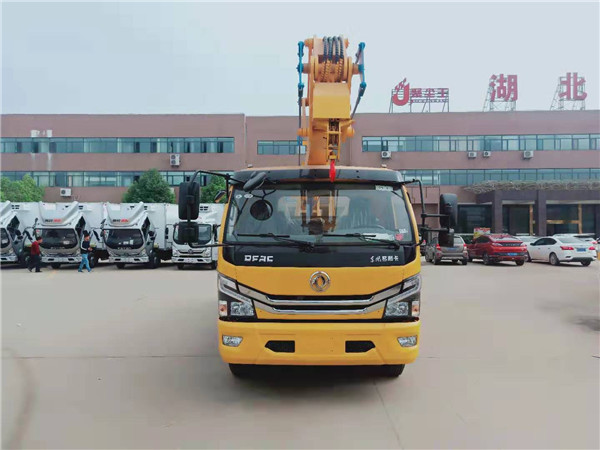 東風(fēng)18米高空作業(yè)車