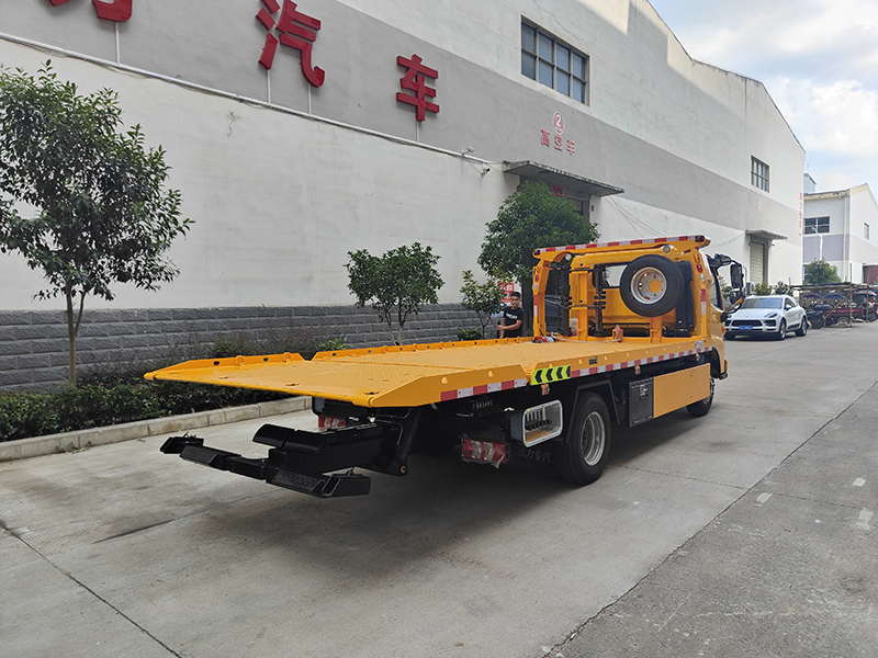 國六藍(lán)牌江淮帥鈴震天虎清障車(重載型)